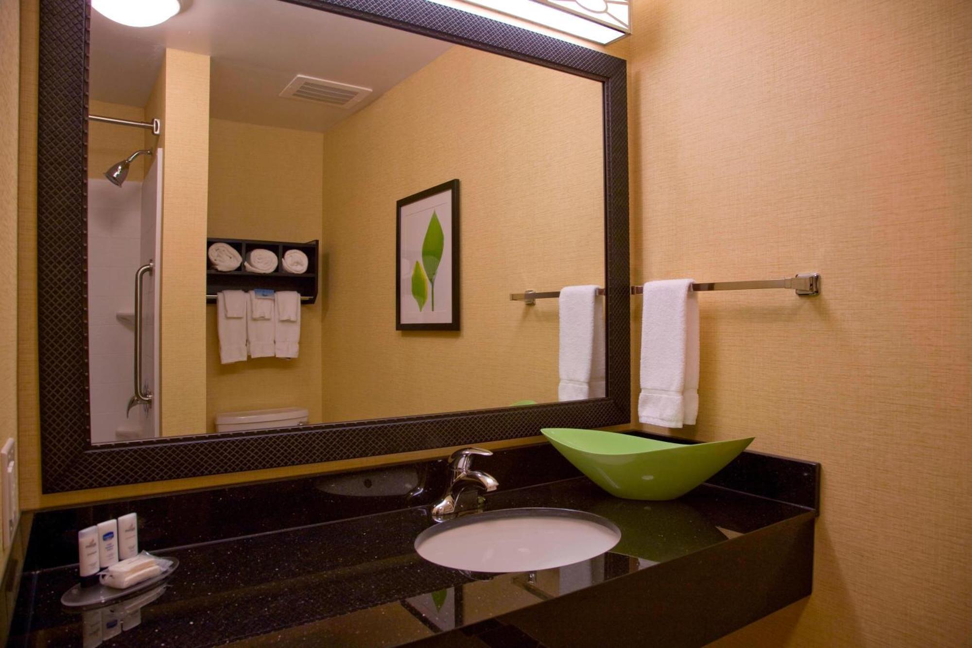 Fairfield Inn And Suites By Marriott Montgomery Eastchase Экстерьер фото