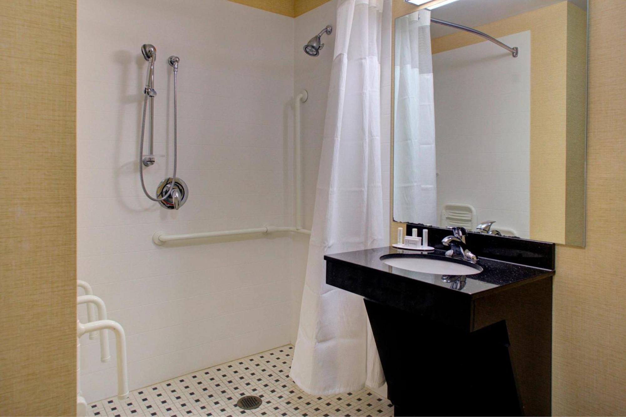 Fairfield Inn And Suites By Marriott Montgomery Eastchase Экстерьер фото