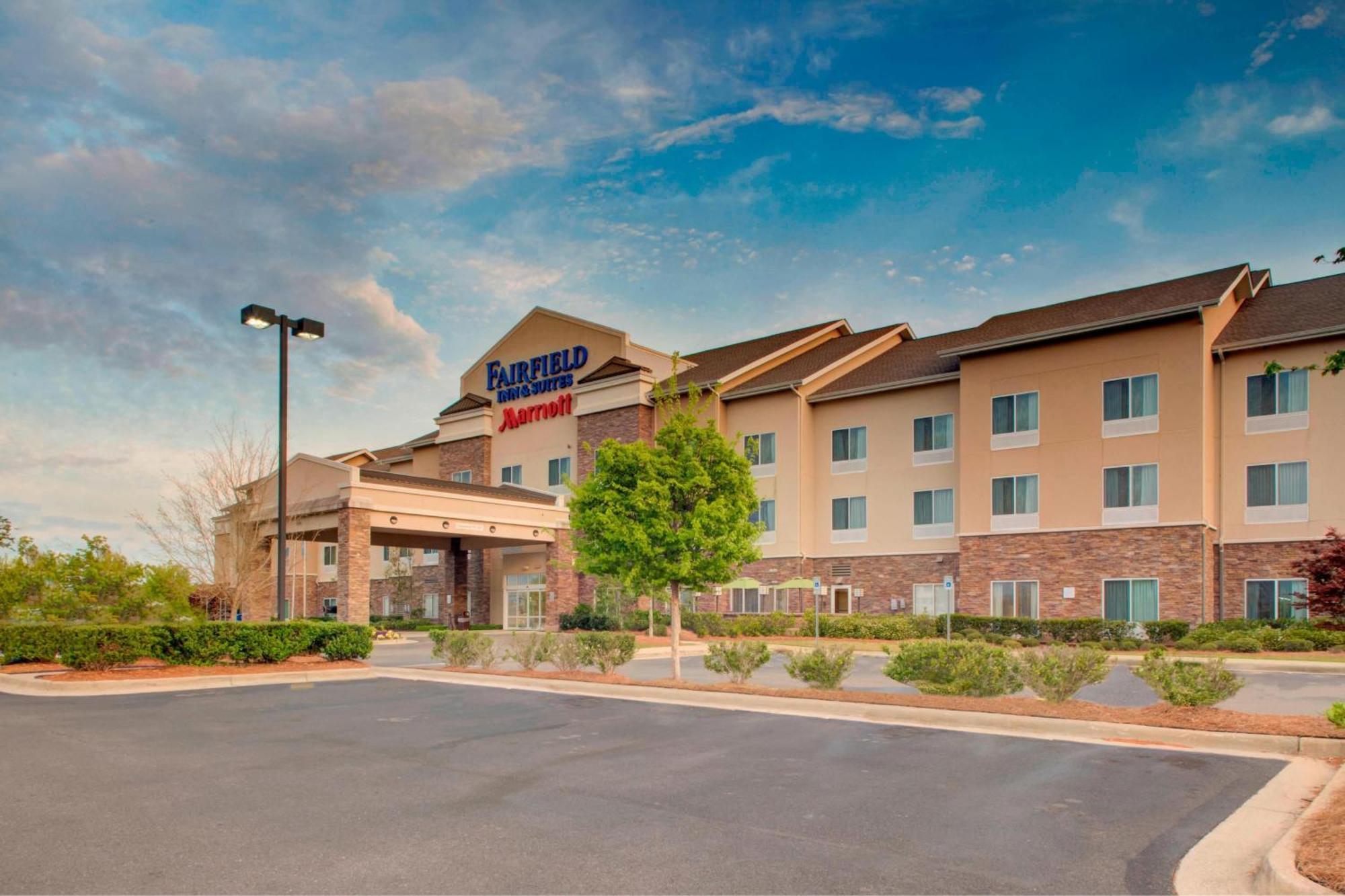 Fairfield Inn And Suites By Marriott Montgomery Eastchase Экстерьер фото