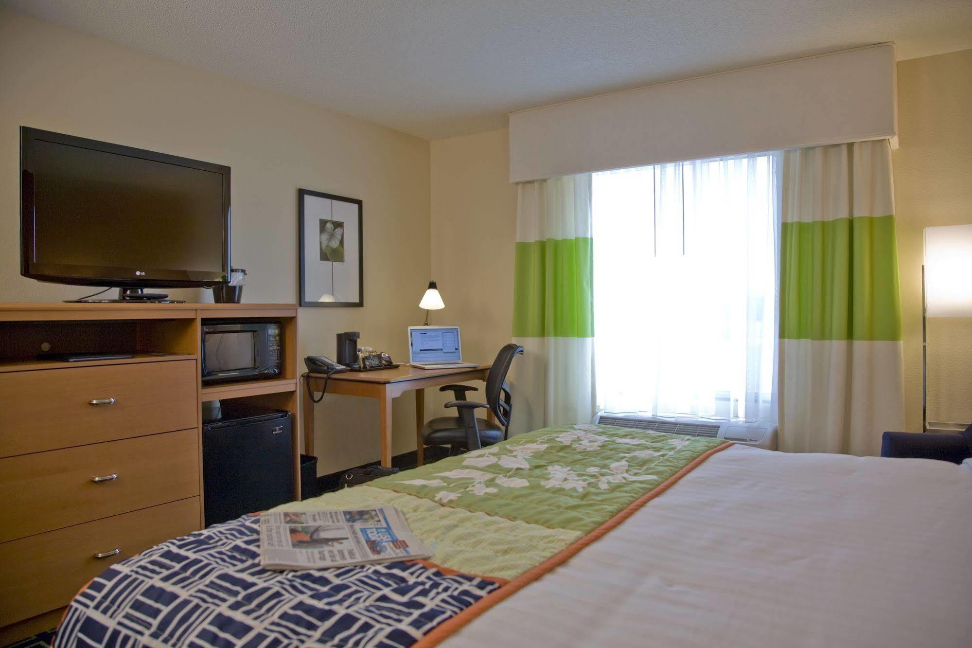 Fairfield Inn And Suites By Marriott Montgomery Eastchase Экстерьер фото